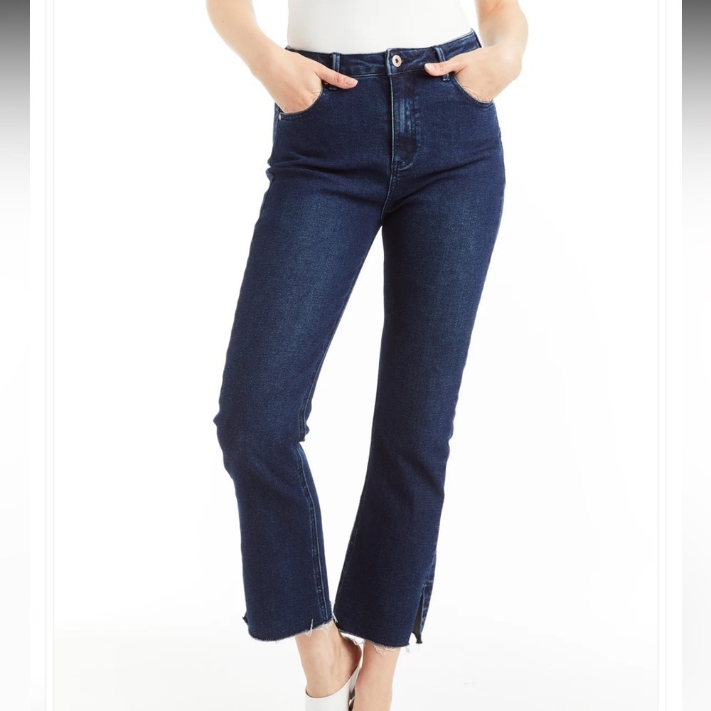 Tractr High Rise Ankle Crop Flare with Side Slit Fray Hem - Picture 2 of 12